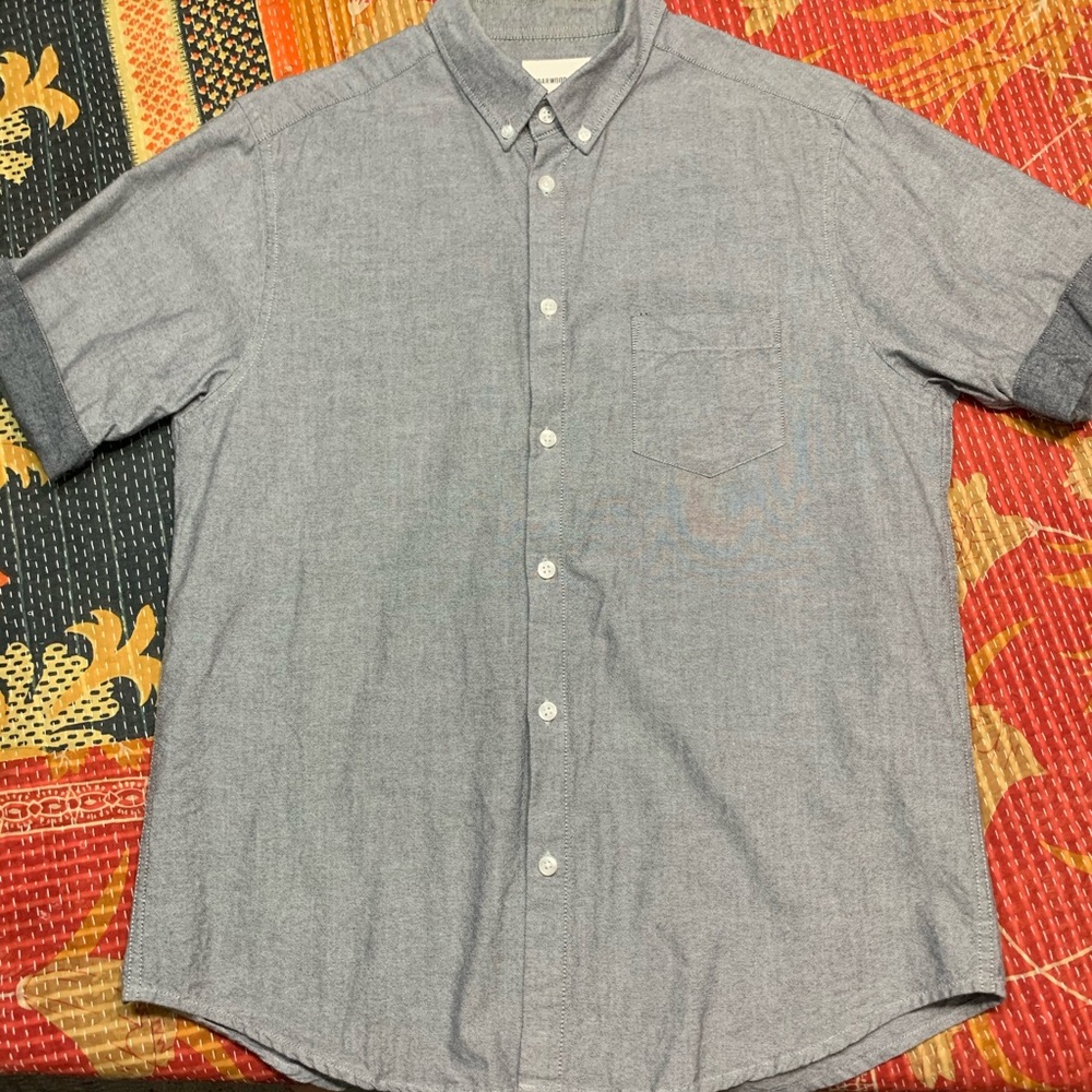 Cedarwood State Button up Shirt Size Large